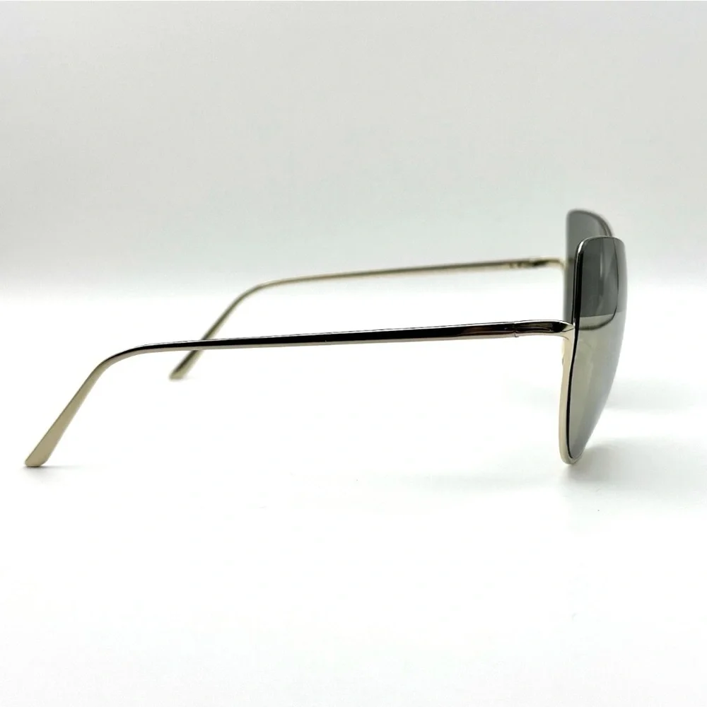 Nina Ricci, designer sunglasses model SNR153 New w/o Tags